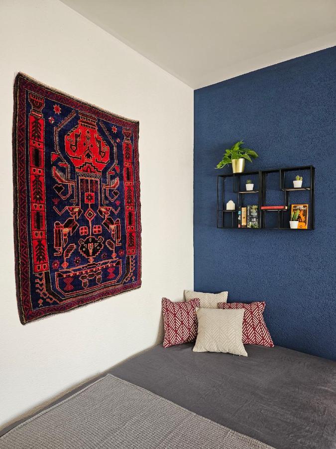 Stone Square Apartment Bratislava Buitenkant foto